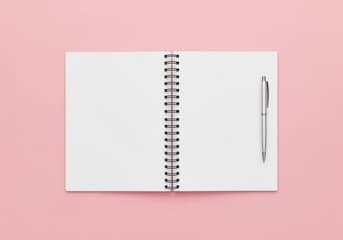 Écriture thérapeutique - carnet et stylo